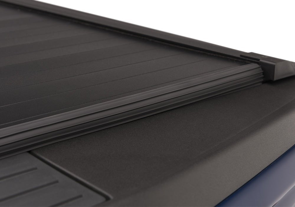 Retrax IX 30322 1999 - 2005 Ford F250/F350 Super Duty Retractable Hard Tonneau Cover 8 ft. Bed - Rugged Truck Gear