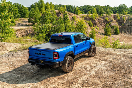 Retrax IX 30322 1999 - 2005 Ford F250/F350 Super Duty Retractable Hard Tonneau Cover 8 ft. Bed - Rugged Truck Gear