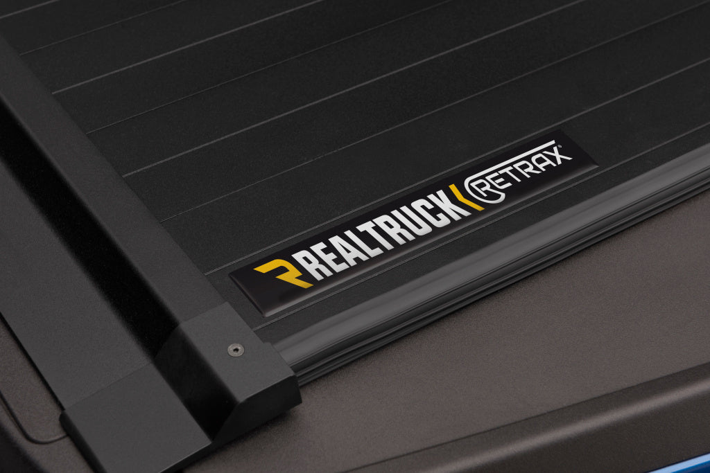 Retrax IX 30422 2007 - 2014 Chevy Silverado 2500/3500 HD Retractable Hard Tonneau Cover 8 ft. Bed - Rugged Truck Gear