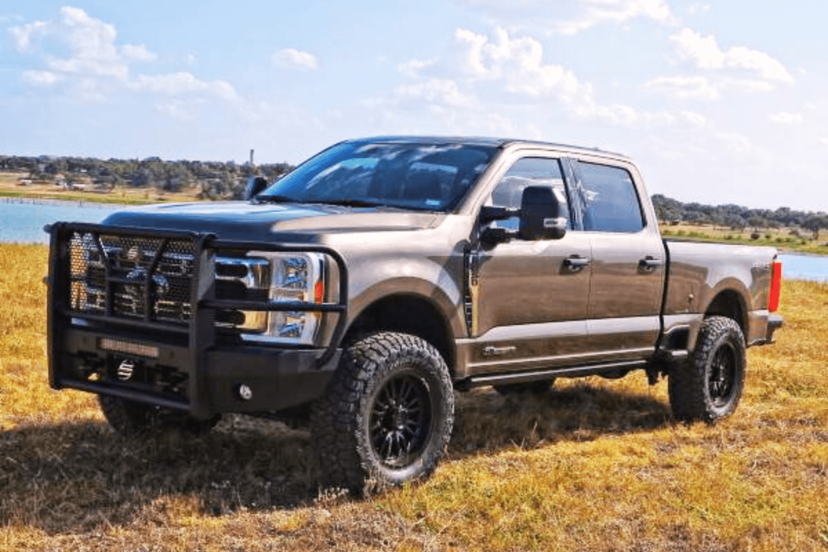 Steelcraft 60 - 11390CC 2023 - 2024 Ford F250/F350/F450/F550 Super Duty HD Elevation Front Bumper - Rugged Truck Gear