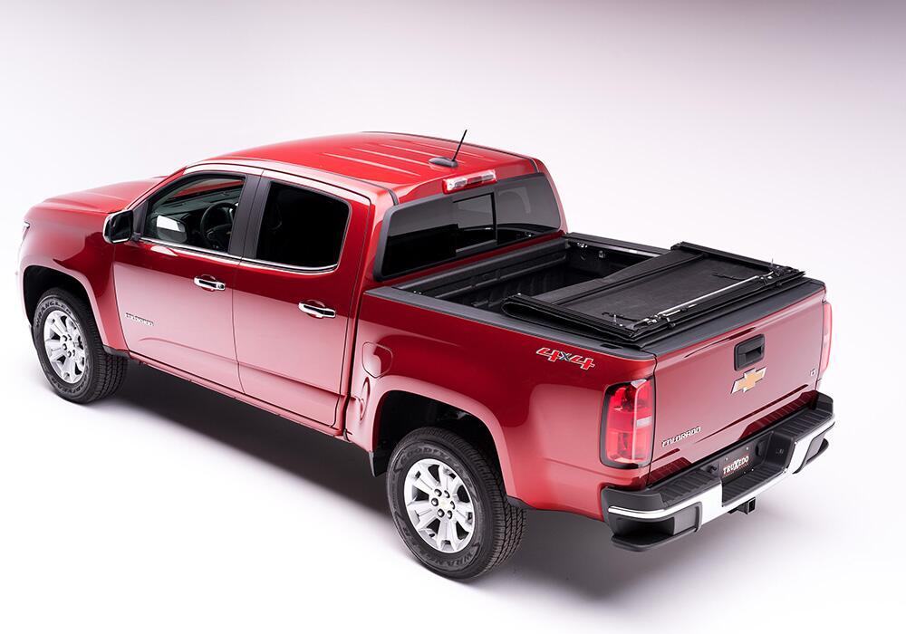 Truxedo Deuce 749801 2017 - 2022 Chevy Colorado Roll - Up Soft Tonneau Cover 6 ft. Bed - Rugged Truck Gear