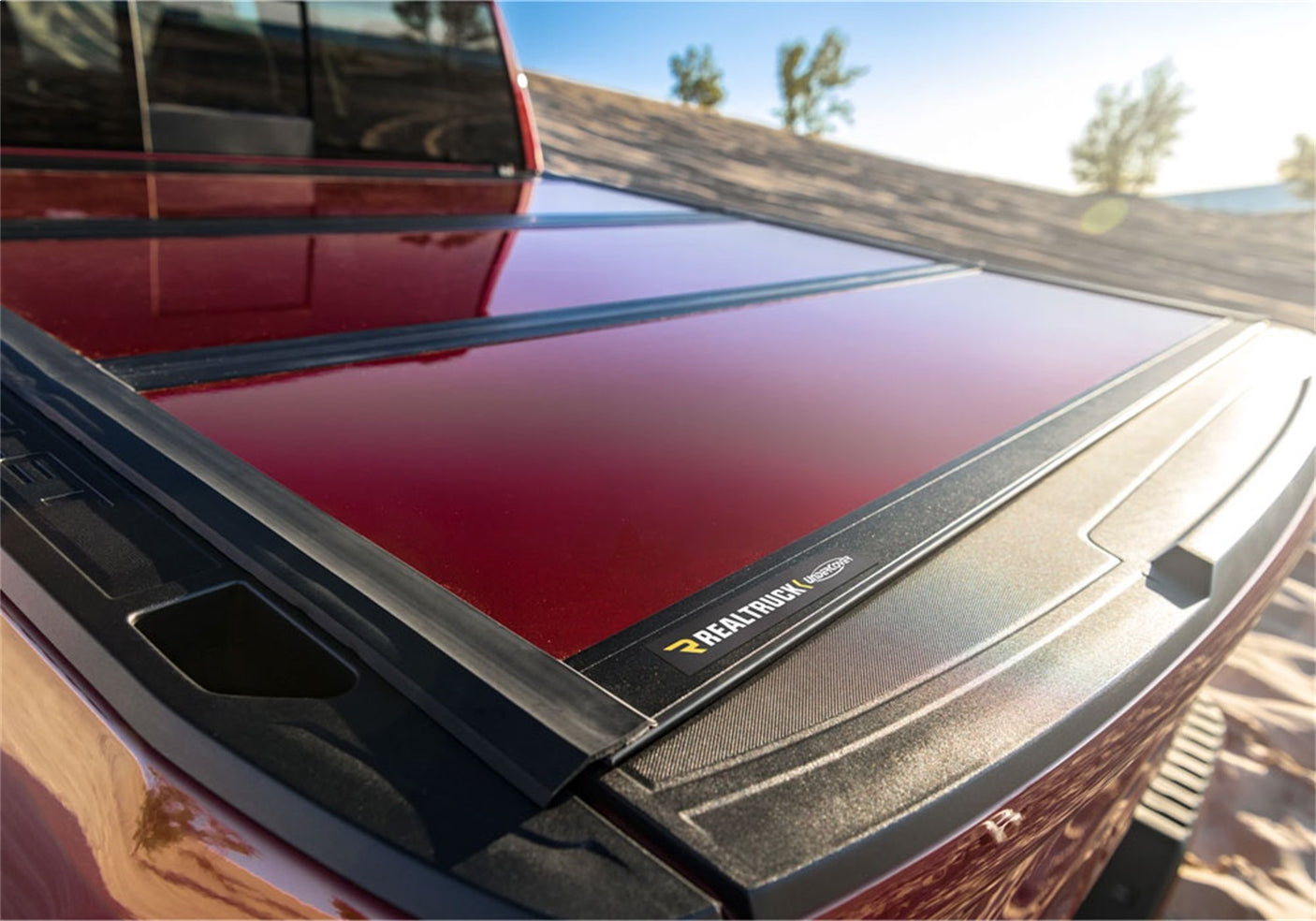 UnderCover Fusion AR12023L-GPA 2019-2020 GMC Sierra 1500 Hard Folding Tonneau Cover 8 ft. Bed