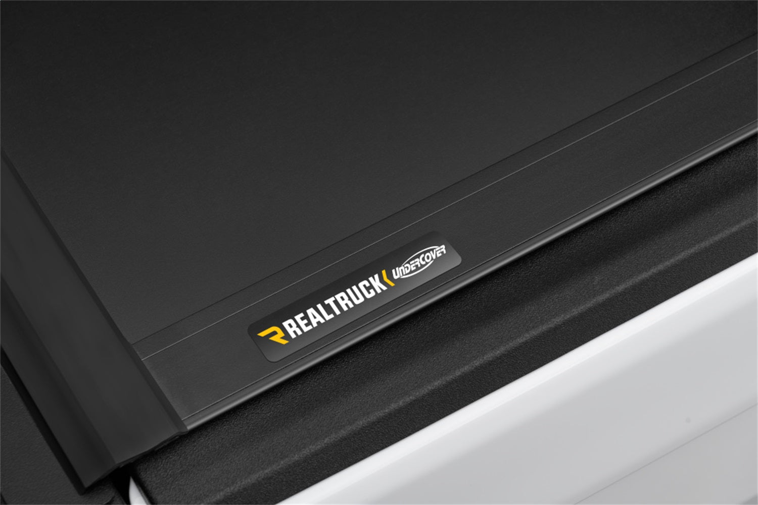 UnderCover Ultra Flex UX32010 2020 - 2024 Jeep Gladiator JT Hard Folding Tonneau Cover 6 ft. Bed - Rugged Truck Gear