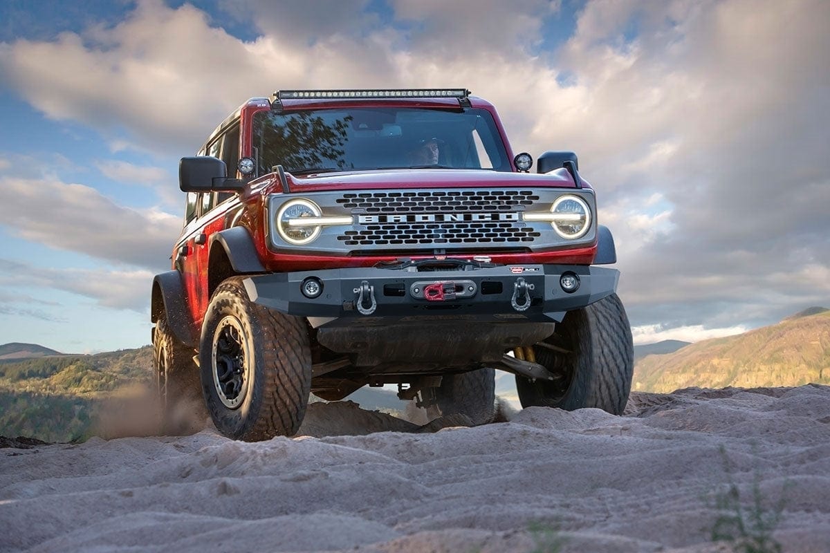 WARN 107870 2021 - 2025 Ford Bronco Elite Front Winch Bumper - Rugged Truck Gear