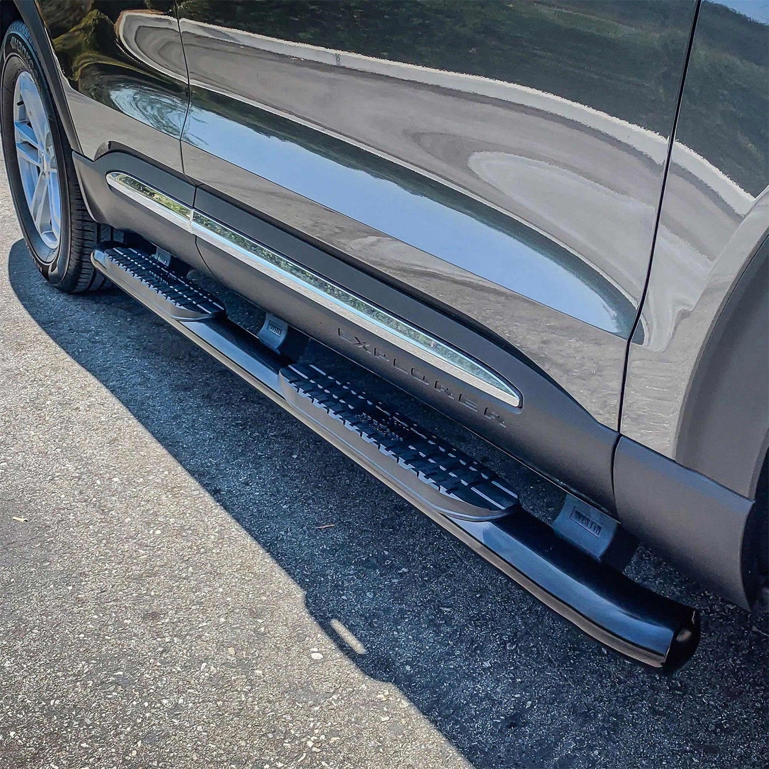 Westin 21 - 24175 2020 - 2024 Ford Explorer PRO TRAXX 4 in. Oval Nerf Step Bars - Rugged Truck Gear