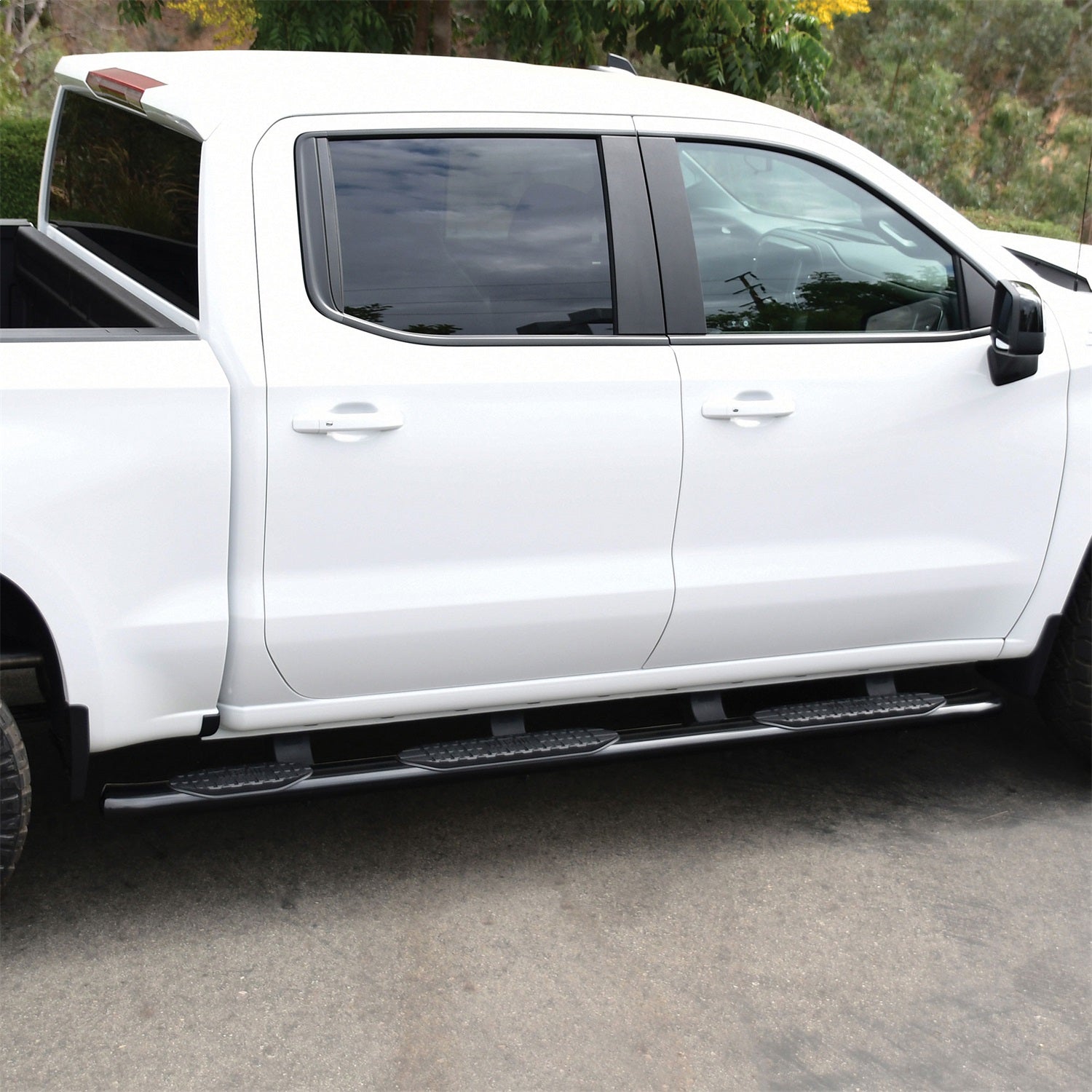 Westin 21 - 534685 2019 - 2024 Chevy Silverado 1500 PRO TRAXX 5 in. Oval Wheel - to - Wheel Nerf Step Bars - 72 in. Long - Rugged Truck Gear