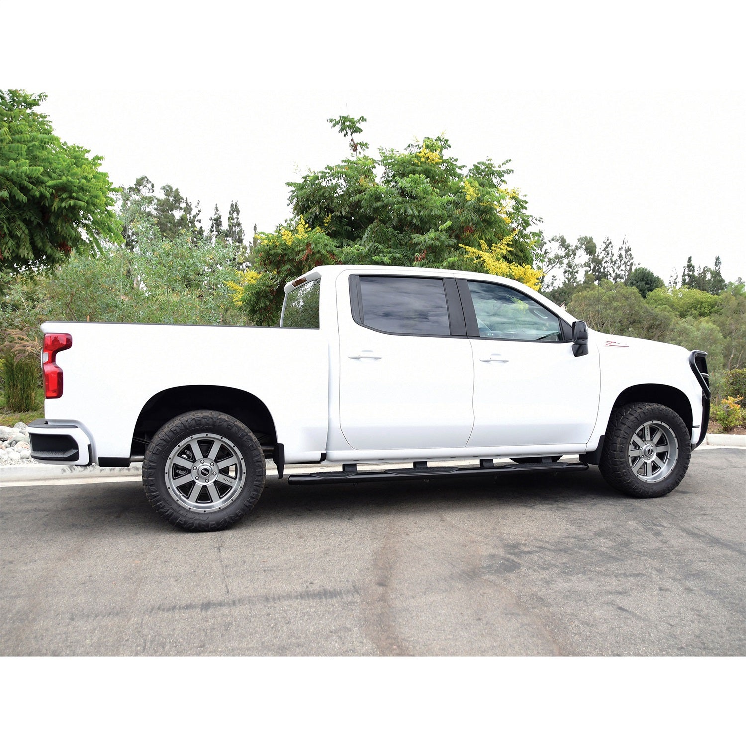 Westin 21 - 534685 2019 - 2024 Chevy Silverado 1500 PRO TRAXX 5 in. Oval Wheel - to - Wheel Nerf Step Bars - 72 in. Long - Rugged Truck Gear