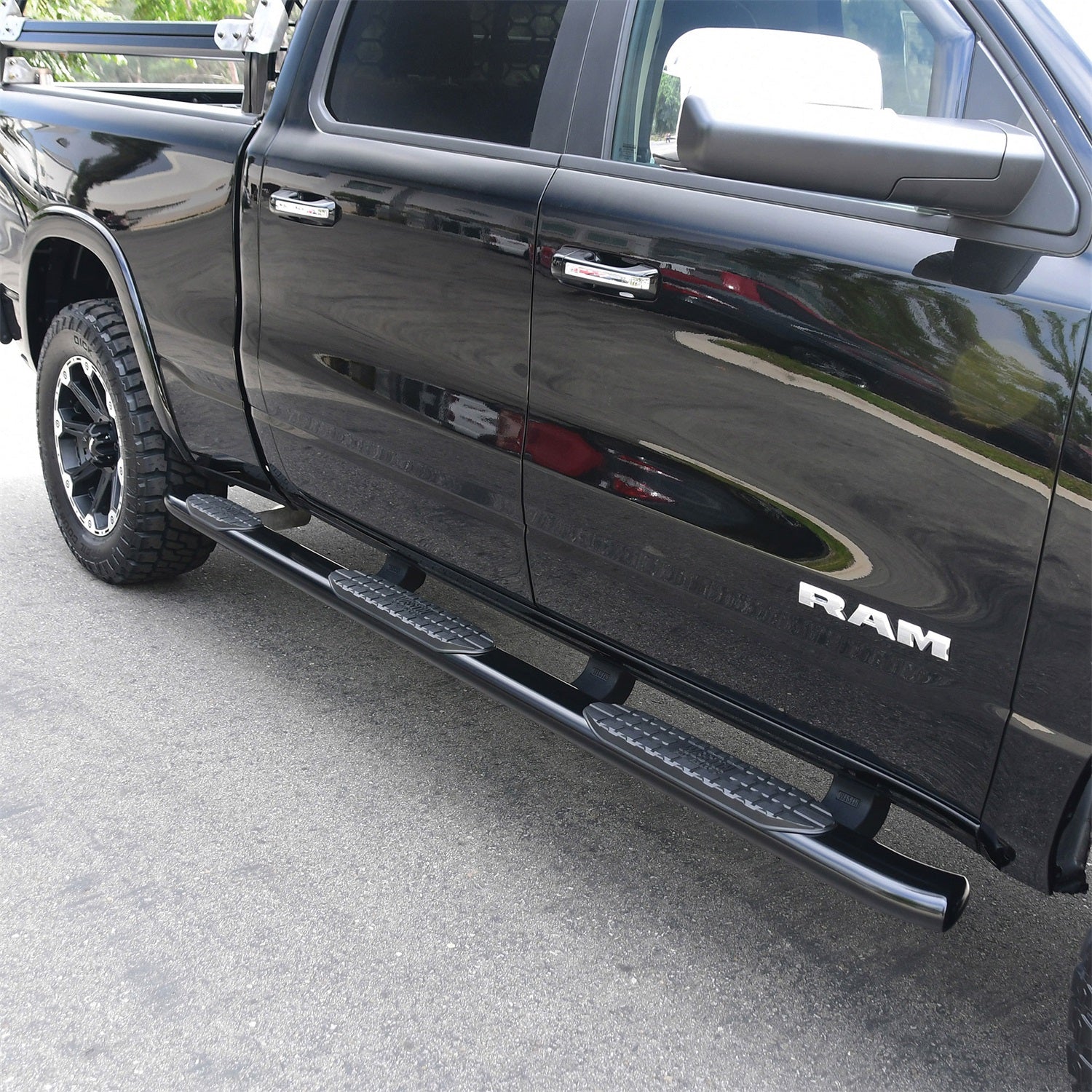 Westin 21 - 534705 2019 - 2024 Ram 1500 PRO TRAXX 5 in. Oval Wheel - to - Wheel Nerf Step Bars - 72 in. Long - Rugged Truck Gear