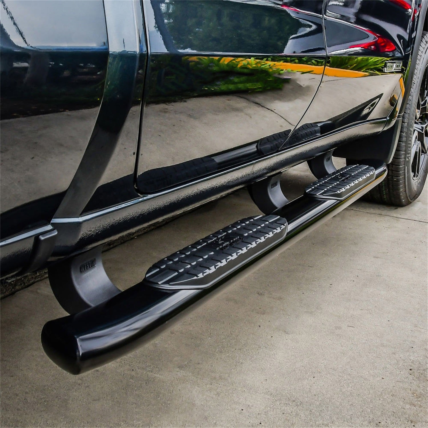 Westin 21 - 54125 2020 - 2024 GMC Sierra 2500/3500 HD PRO TRAXX 5 in. Oval Nerf Step Bars - 72 in. Long - Rugged Truck Gear