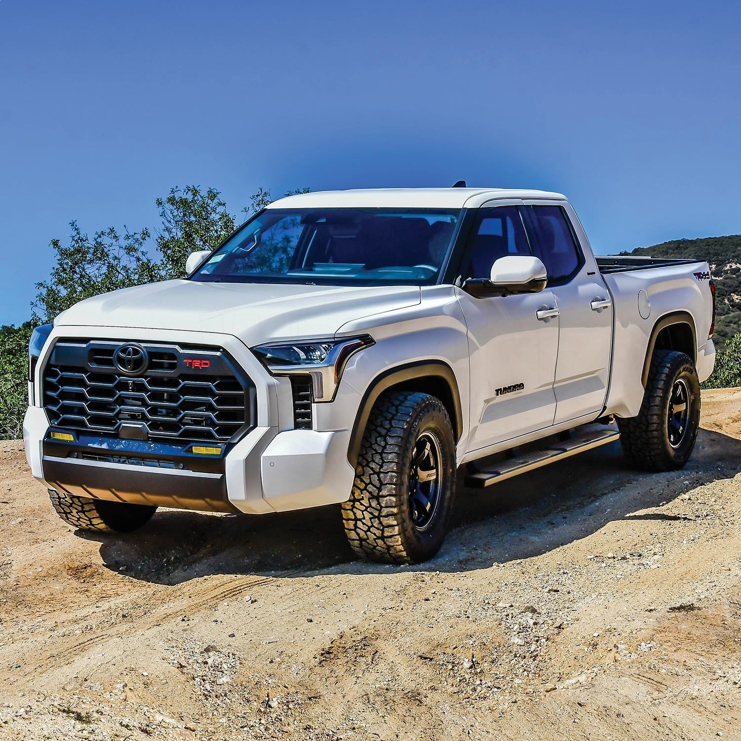 Westin 28 - 51335 2022 - 2024 Toyota Tundra R5 5 in. Nerf Step Bars - 76 in. Long - Rugged Truck Gear