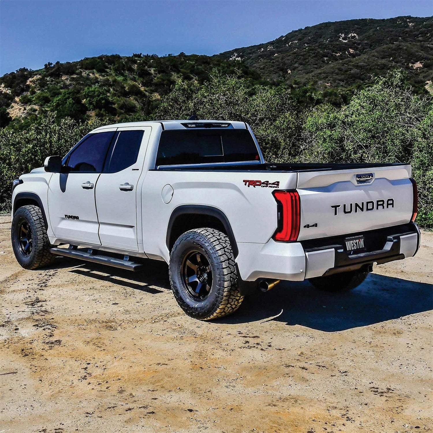 Westin 28 - 51335 2022 - 2024 Toyota Tundra R5 5 in. Nerf Step Bars - 76 in. Long - Rugged Truck Gear