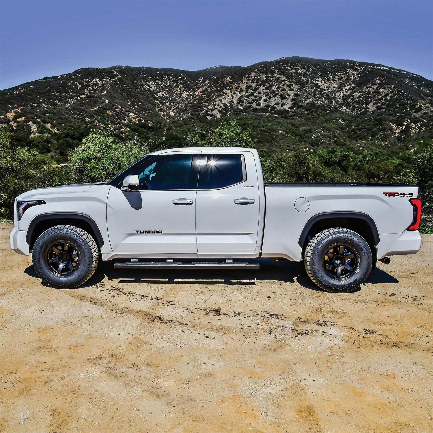 Westin 28 - 51335 2022 - 2024 Toyota Tundra R5 5 in. Nerf Step Bars - 76 in. Long - Rugged Truck Gear