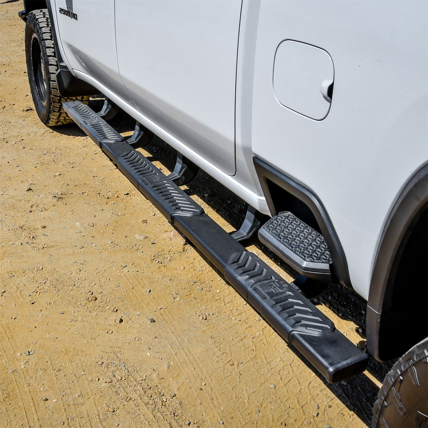 Westin 28 - 5234765 2020 - 2023 Chevy Silverado 2500/3500 HD R5 M - Series XD Wheel - to - Wheel Nerf Step Bars - 72 in. Long - Rugged Truck Gear