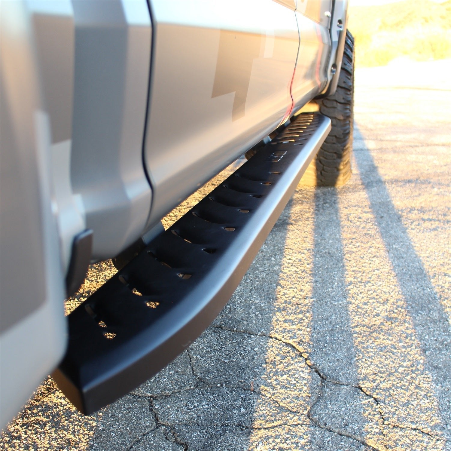Westin 28 - 81095 2015 - 2023 Ford F150 Thrasher Running Boards - 91 in. Long - Rugged Truck Gear