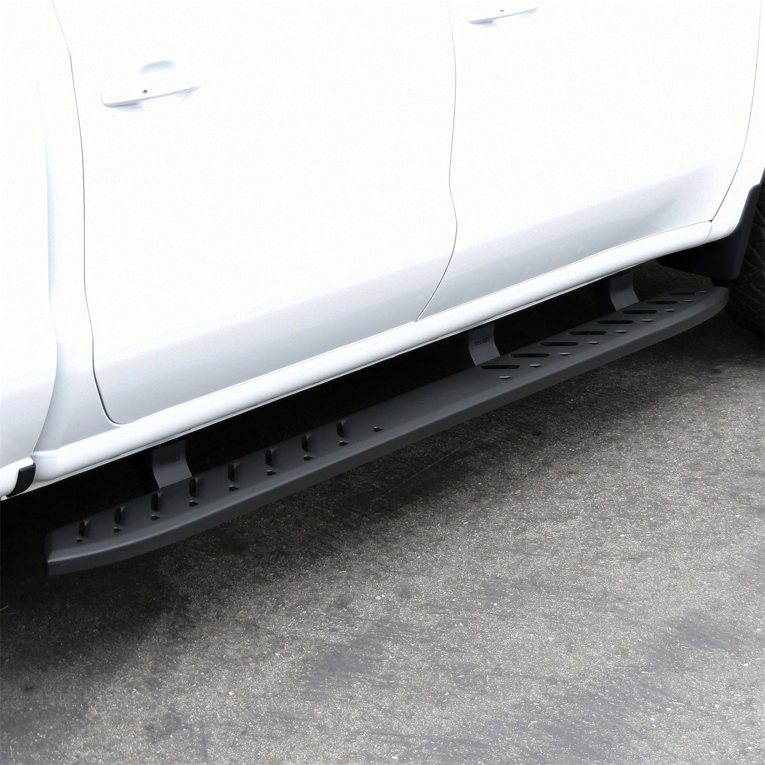 Westin 28 - 81275 2020 - 2023 GMC Sierra 2500/3500 HD Thrasher Running Boards - 91 in. Long - Rugged Truck Gear
