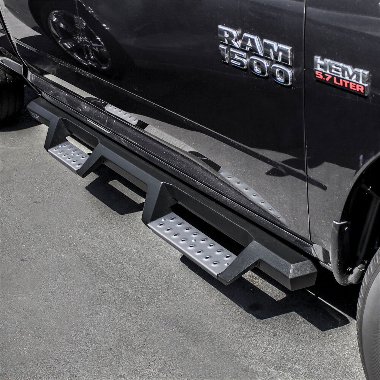 Westin 56 - 135552 2009 - 2023 Dodge Ram 1500 HDX Stainless Drop Nerf Step Bars - Rugged Truck Gear