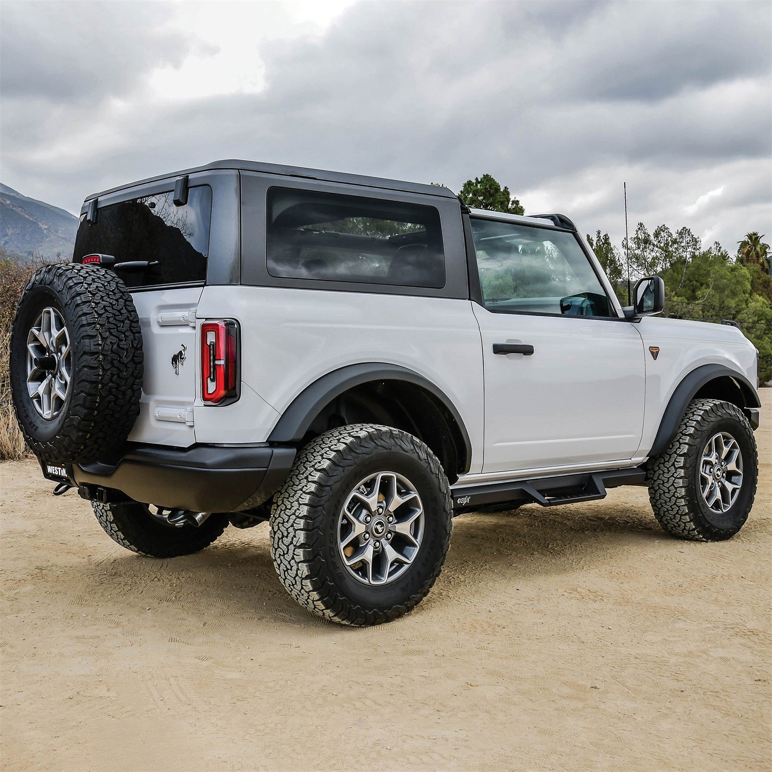 Westin 56 - 14185 2021 - 2023 Ford Bronco HDX Drop Nerf Step Bars - 72 in. Long - Rugged Truck Gear