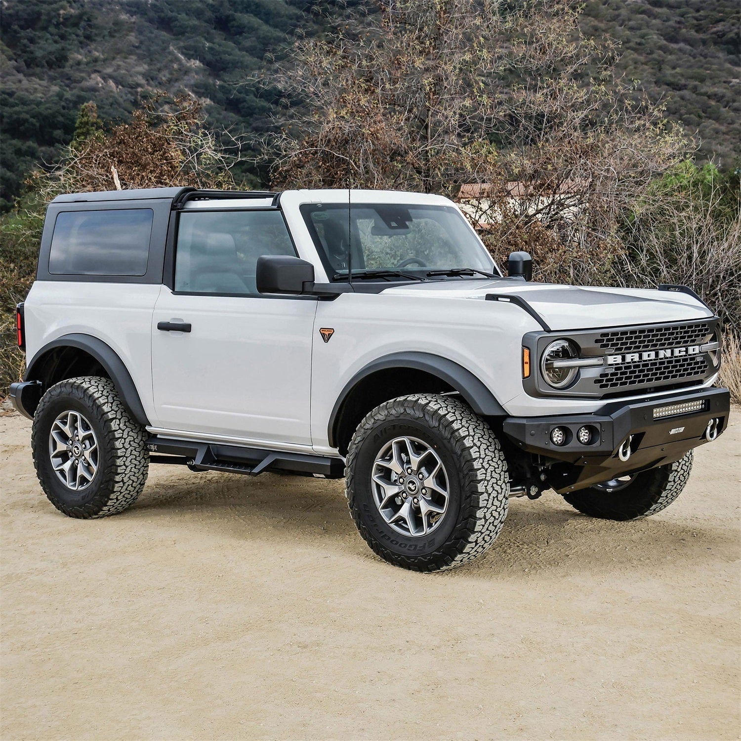 Westin 56 - 14185 2021 - 2023 Ford Bronco HDX Drop Nerf Step Bars - 72 in. Long - Rugged Truck Gear