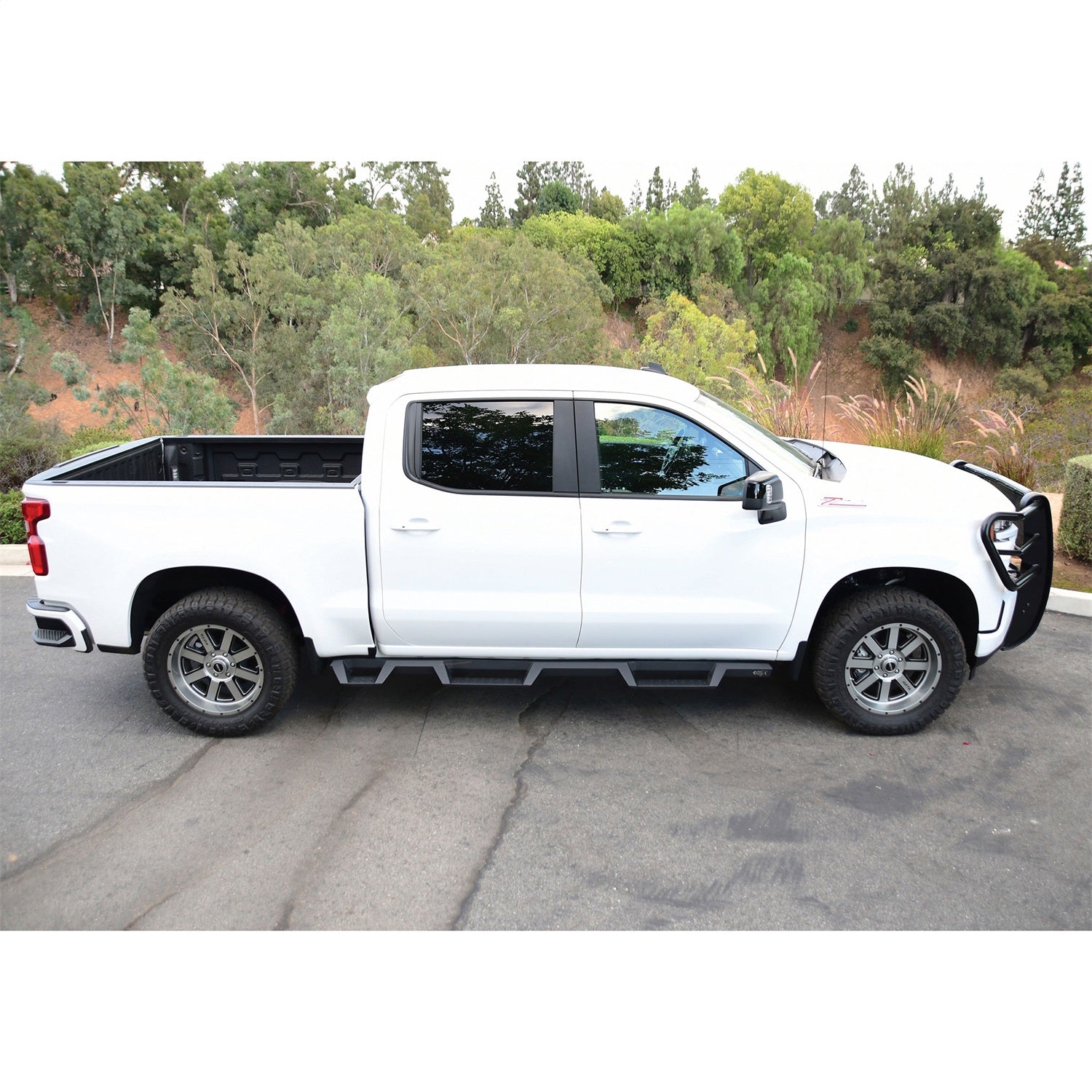 Westin 56 - 534685 2019 - 2023 GMC Sierra 1500 HDX Drop Wheel - to - Wheel Nerf Step Bars - 72 in. Long - Rugged Truck Gear