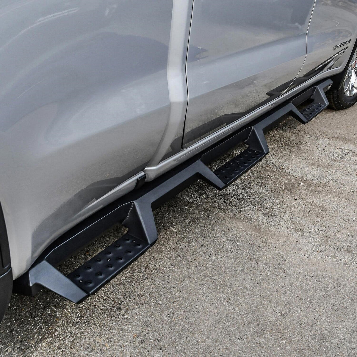 Westin 56 - 534695 2019 - 2023 Chevy Silverado 1500 HDX Drop Wheel - to - Wheel Nerf Step Bars - 72 in. Long - Rugged Truck Gear